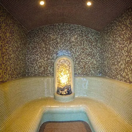 Story Hotel